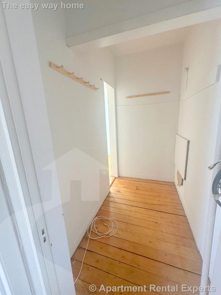 44 Elm St #2 - Photo 7 of 14
