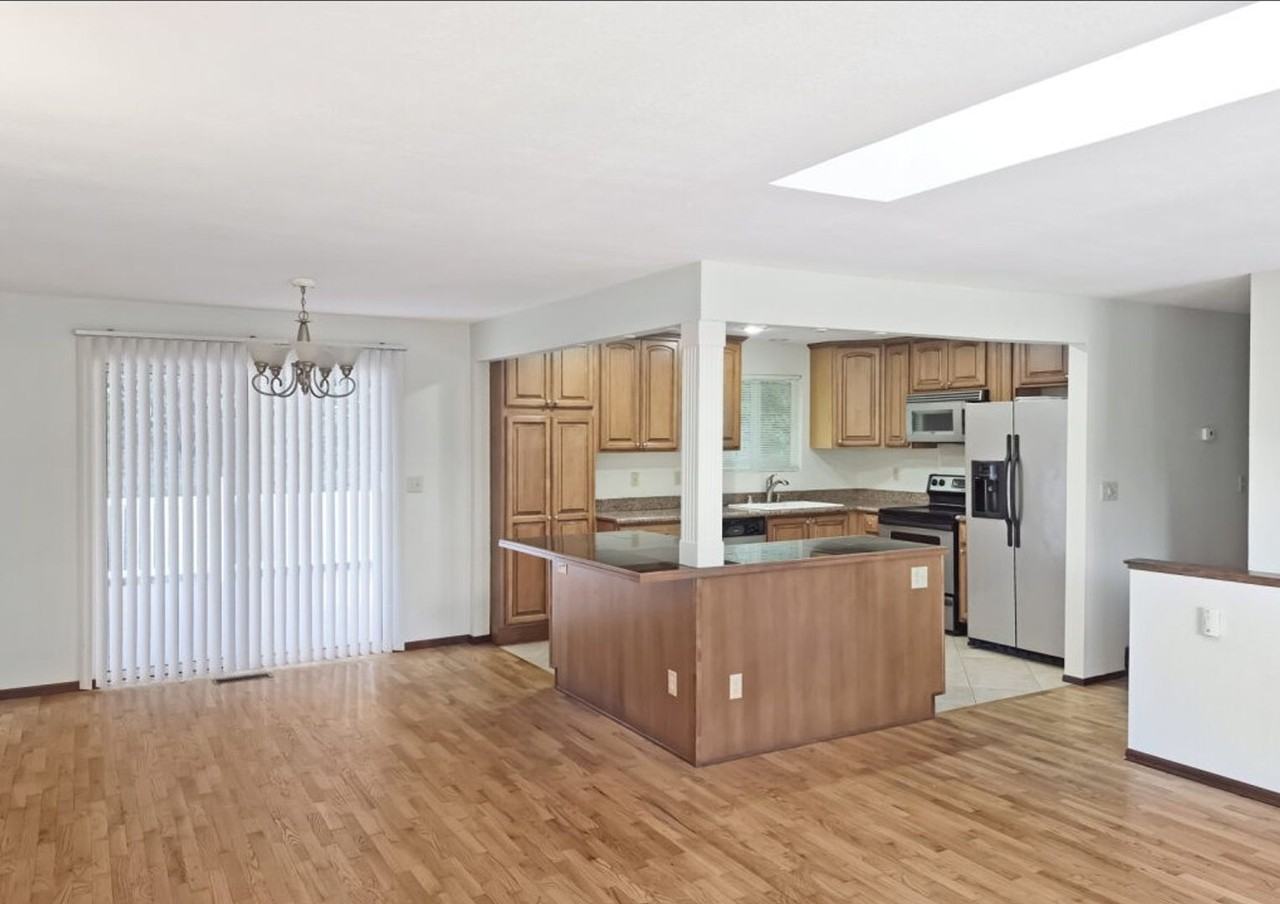 418 138th Pl Sw - Photo 4 of 15