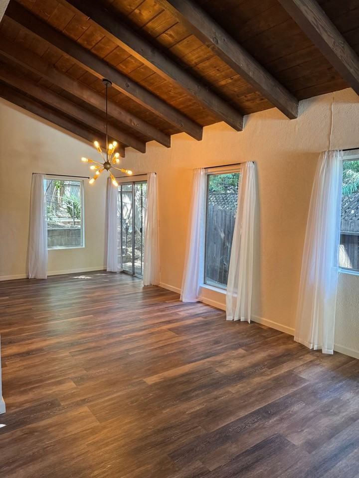 4140 Meadow Lark Dr - Photo 5 of 14