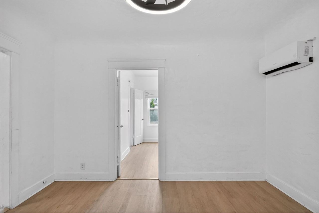 621 Morrison St - Photo 7 of 20