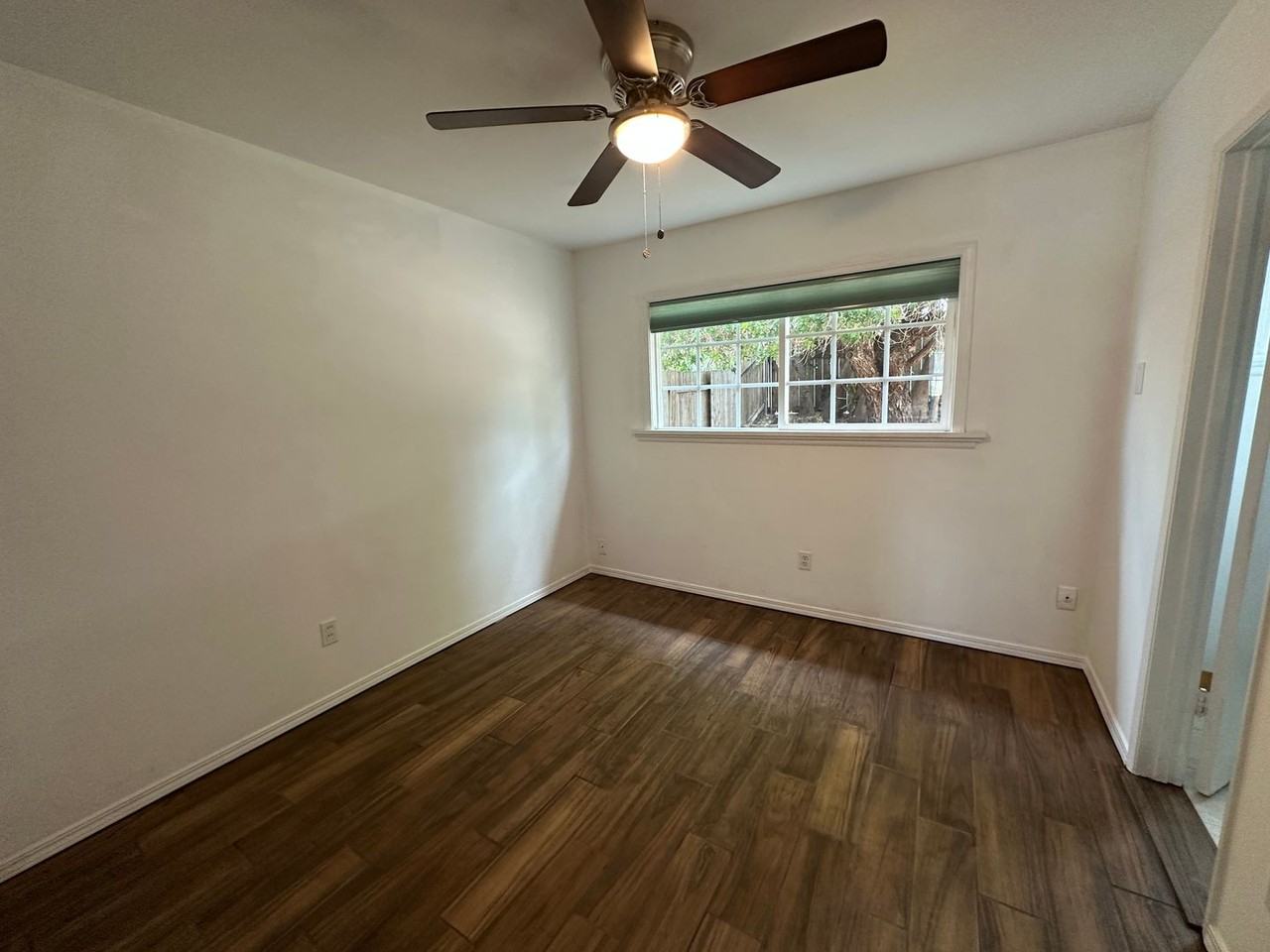 4379 Mount Henry Ave - Photo 5 of 17