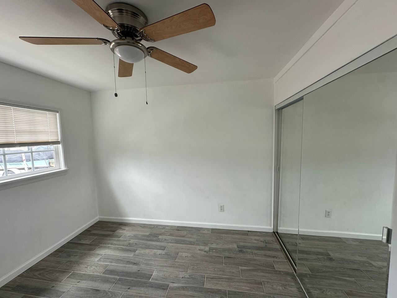 4379 Mount Henry Ave - Photo 6 of 17