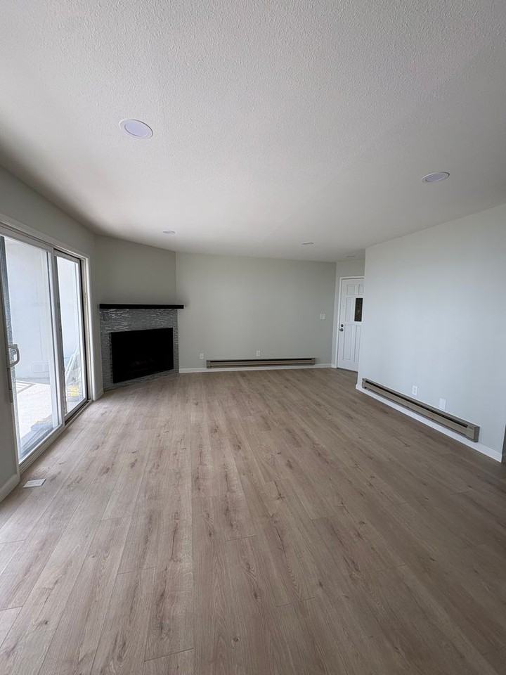 815 Balboa Ave - Photo 5 of 12
