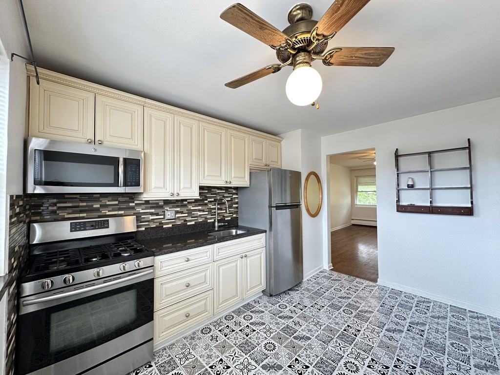 6273 N Cicero Ave #B5 - Photo 5 of 21