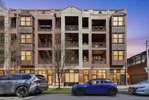 featured image of 2114 W Rice St #4