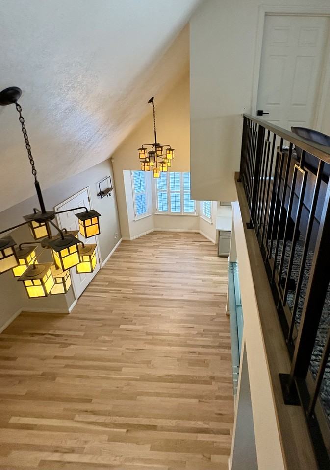 319 N Argyle Ct - Photo 2 of 14
