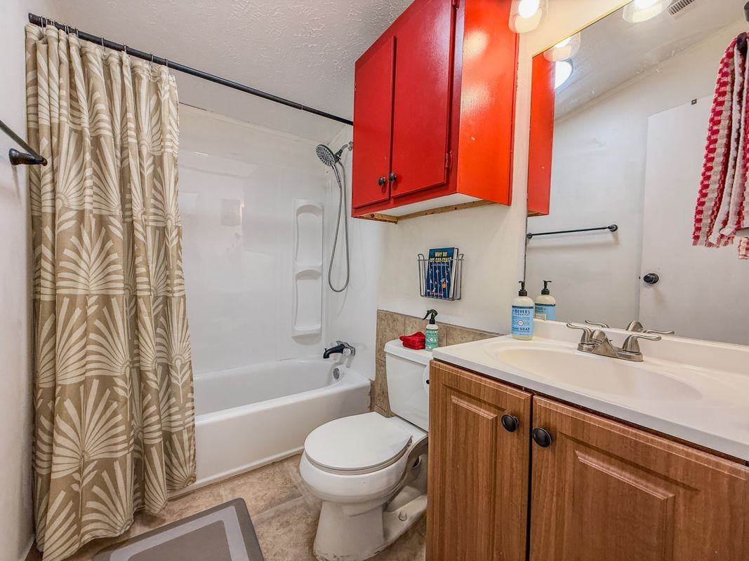 2015 Holly St - Photo 4 of 20