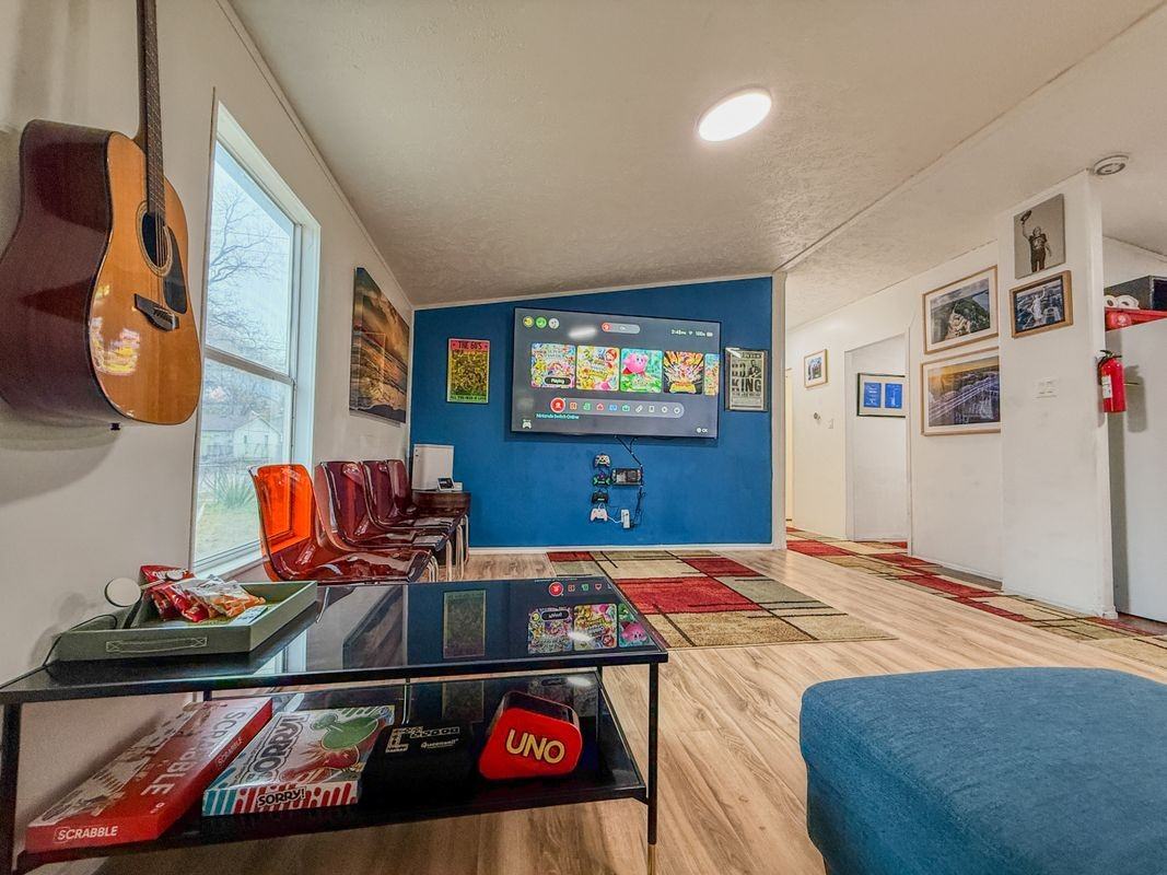 2015 Holly St - Photo 6 of 20