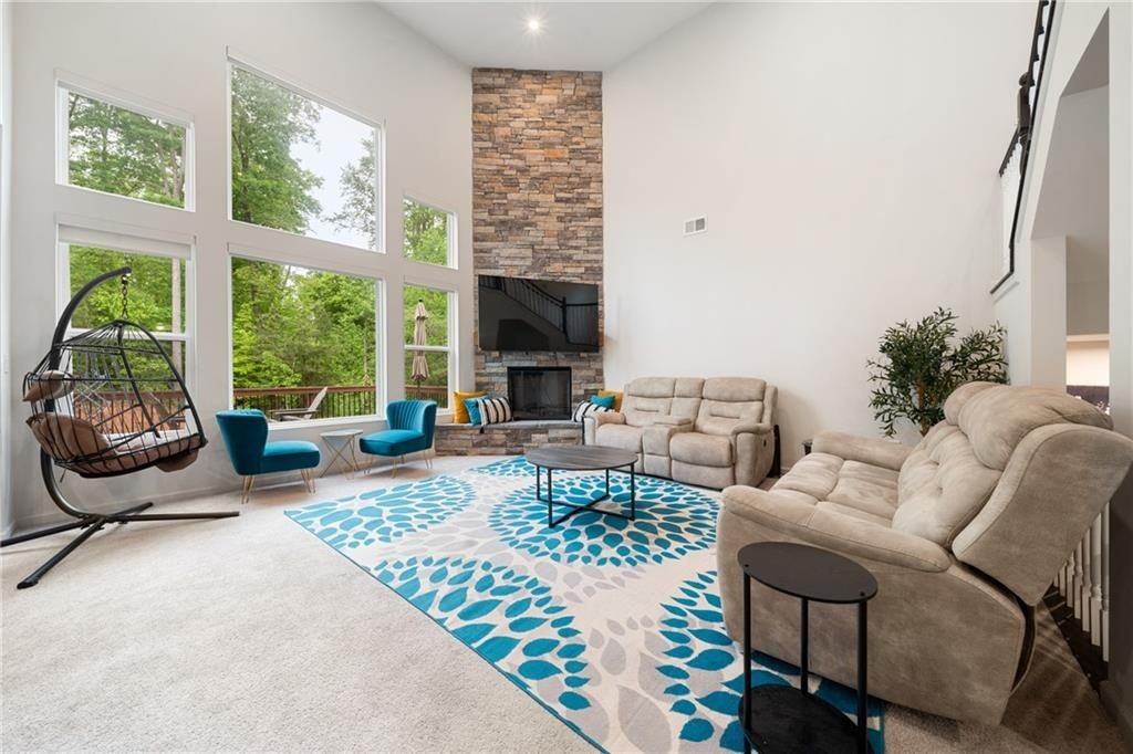 8175 Scenic Ridge Way - Photo 4 of 40