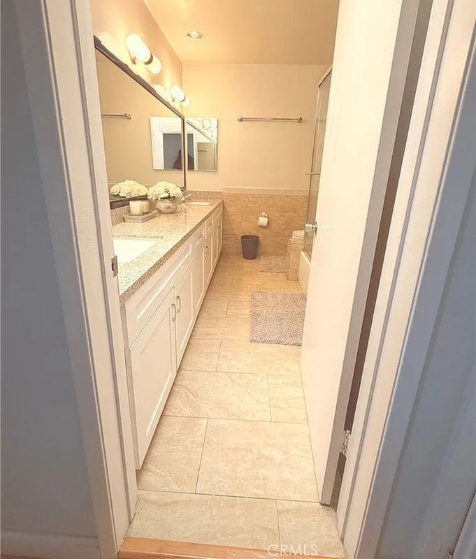 5300 Fairview Blvd ##19 - Photo 4 of 10