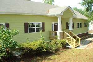 featured image of 1510 Roberts Dr Se