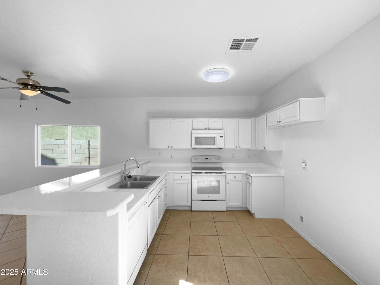 825 E Minton St #NA - Photo 2 of 16