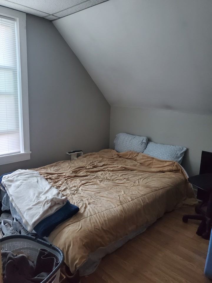 51 Maple St #2 - Photo 7 of 9