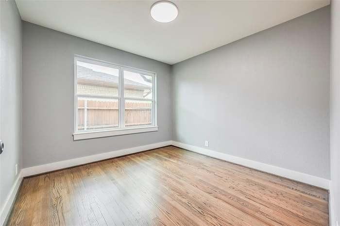 2729 Lockhart Ave #NA - Photo 7 of 14