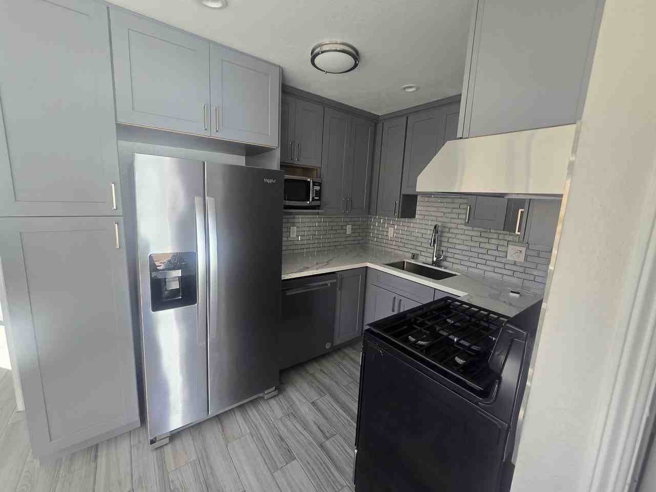 559 Minor Ave #NA - Photo 3 of 14