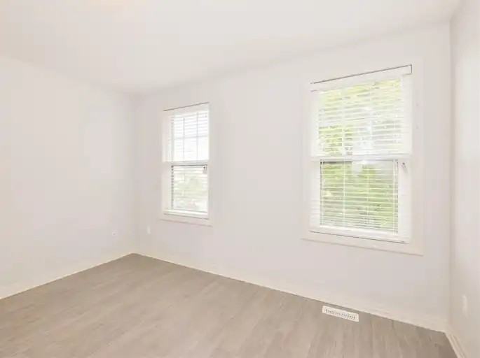803 Gordon St #6 - Photo 3 of 7