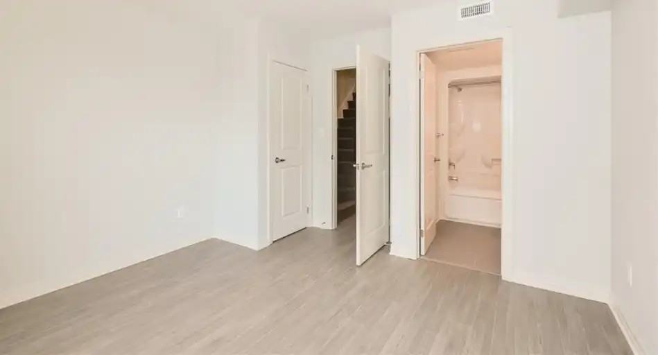 803 Gordon St #6 - Photo 6 of 7