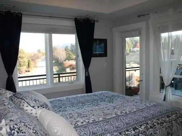 1405 Springhill Dr #1202 - Photo 3 of 8