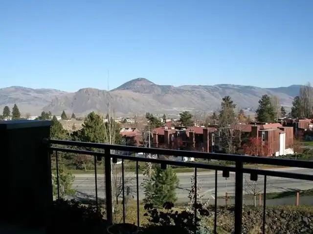 1405 Springhill Dr #1202 - Photo 7 of 8