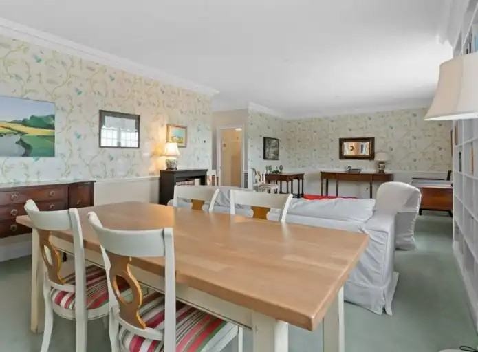 20 Gore St #305 - Photo 2 of 6