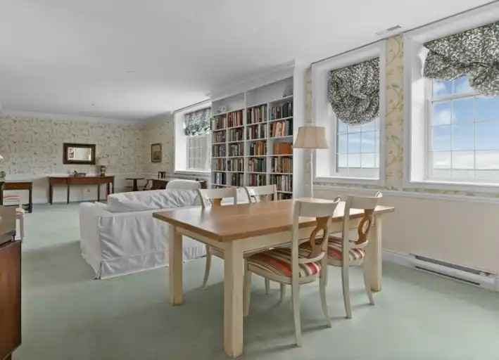 20 Gore St #305 - Photo 3 of 6