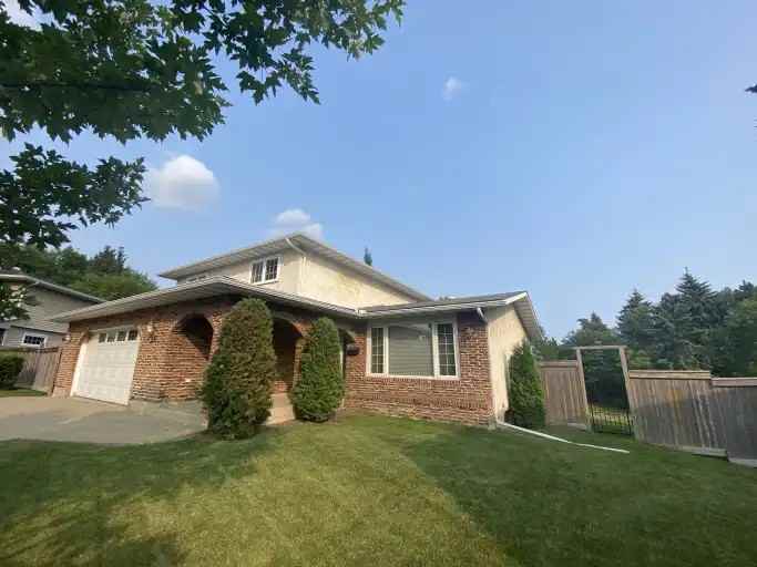 35 Braeside Cres - Photo 2 of 30