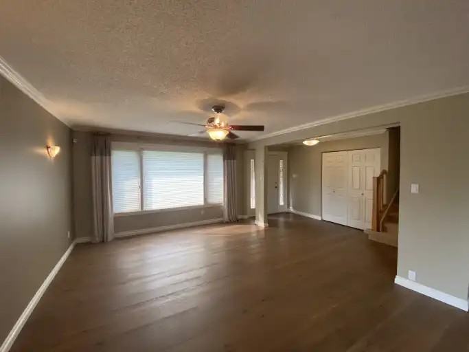 35 Braeside Cres - Photo 4 of 30