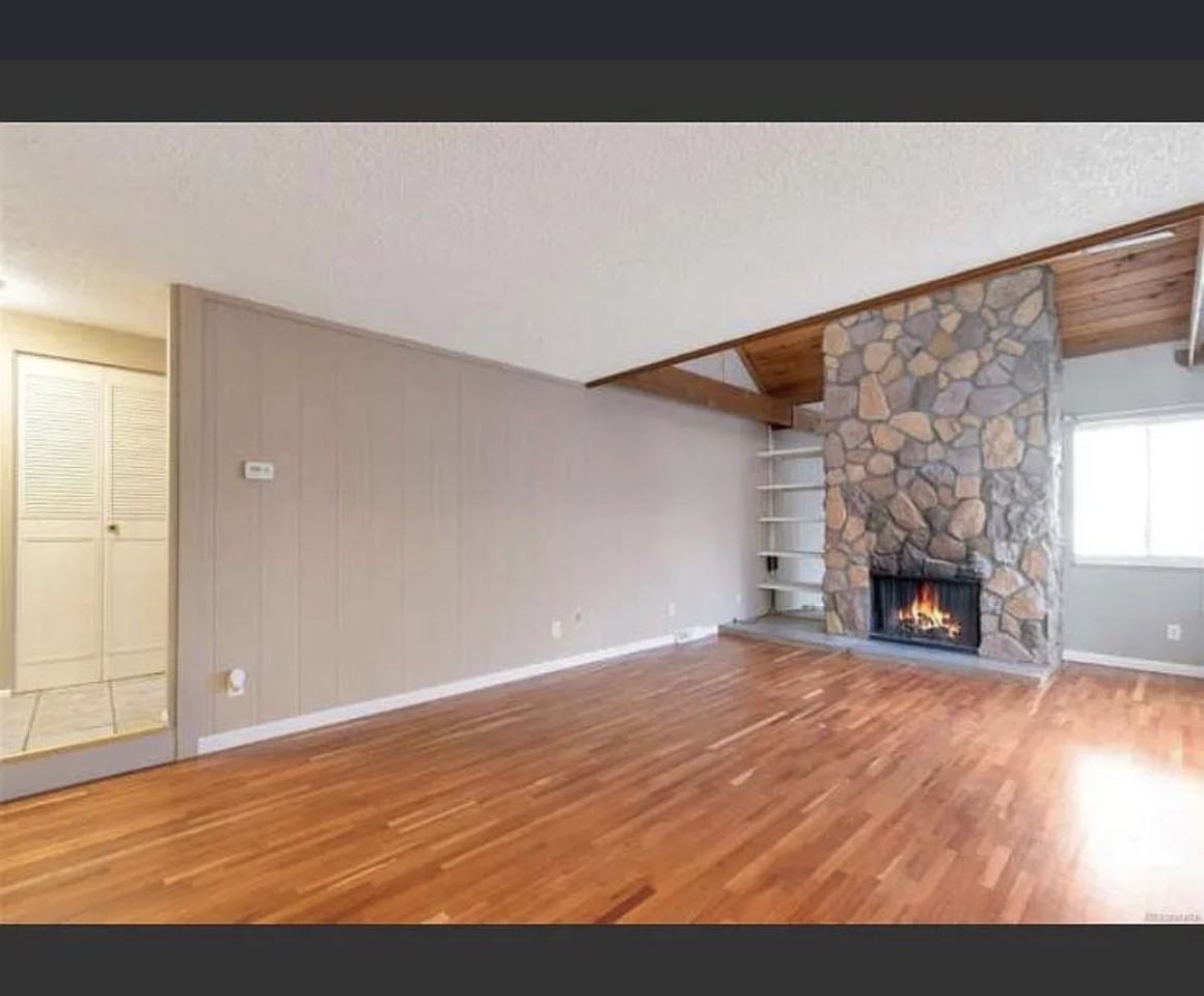 13639 East Yale Avenue - Photo 3 of 9