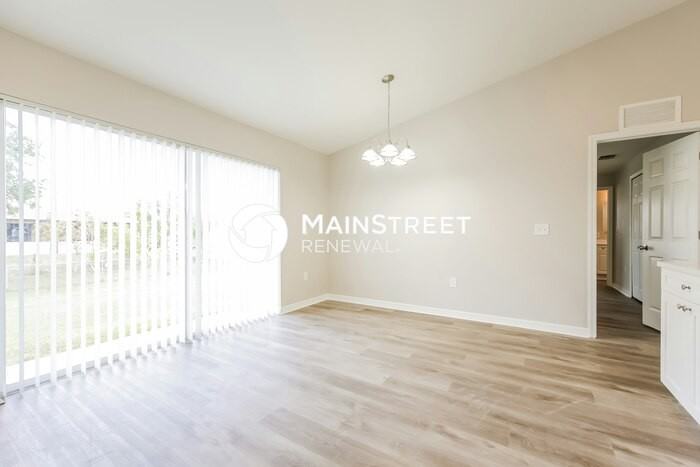 3906 11th St W - Photo 5 of 16