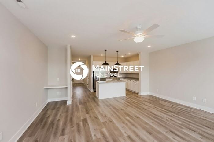 142 Noble Park Pvt Cir - Photo 4 of 17