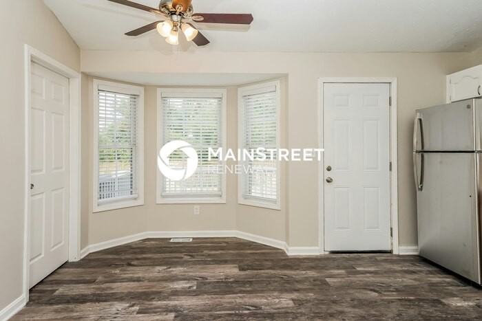 388 Tecumseh Dr - Photo 7 of 16