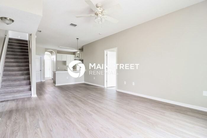 1921 Tilden Pl - Photo 6 of 17