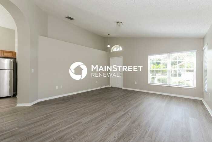828 Shell Ln - Photo 3 of 16
