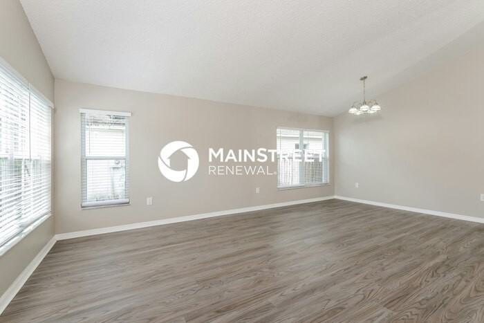 828 Shell Ln - Photo 4 of 16