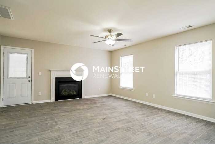 1405 Cricket Ridge Dr - Photo 4 of 17