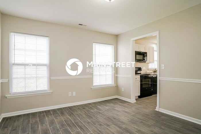 1405 Cricket Ridge Dr - Photo 6 of 17