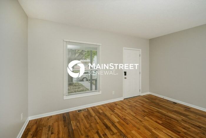 3914 Vermont Ave - Photo 5 of 15