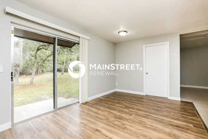 261 Dogwood Ave - Photo 7 of 16