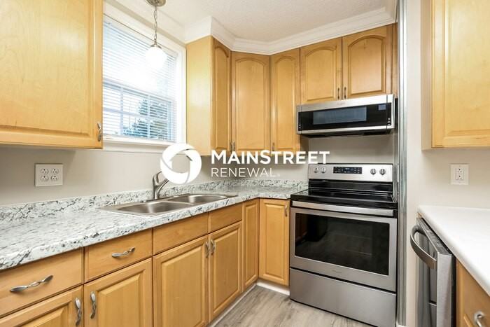 7901 Chester Rd - Photo 7 of 16