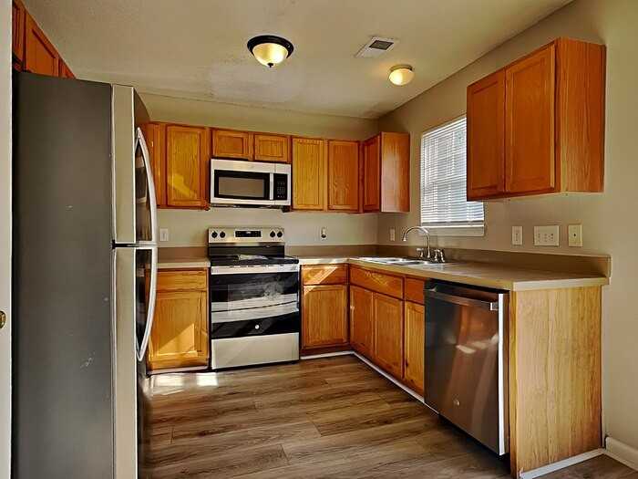 3428 Ann Franklin Ct - Photo 7 of 25