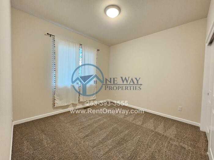 3719 22nd Ave Ne - Photo 5 of 23