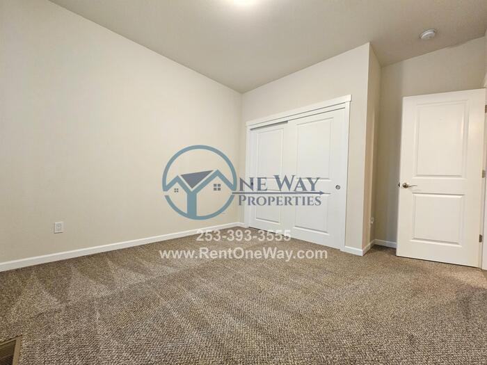 3719 22nd Ave Ne - Photo 6 of 23