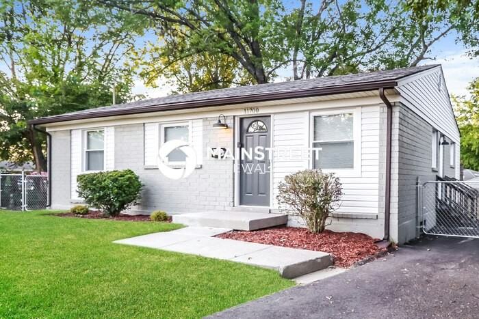 11700 Wiltonwood Ct - Photo 4 of 17