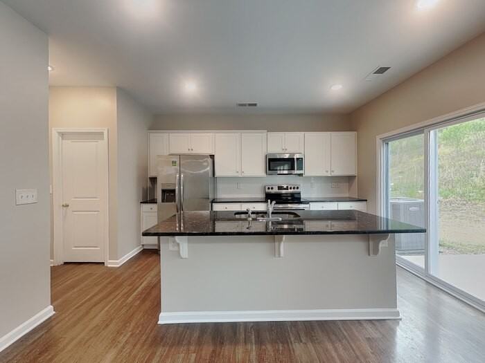 733 Pointe Andrews Dr - Photo 5 of 23