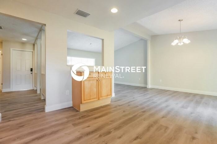 6539 Mauna Loa Blvd - Photo 6 of 16