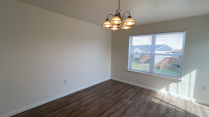 273 Dunn Ct - Photo 4 of 8