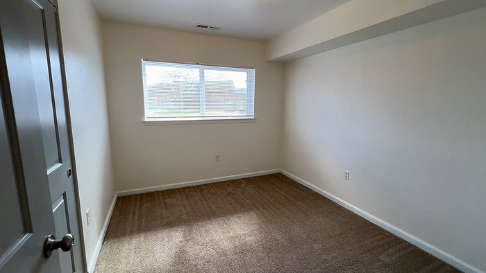 273 Dunn Ct - Photo 6 of 8