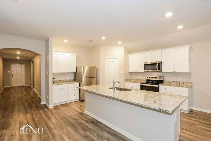 1927 Hialeah Dr - Photo 2 of 18