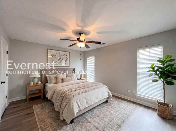 8843 Smith Ranch Dr - Photo 3 of 23