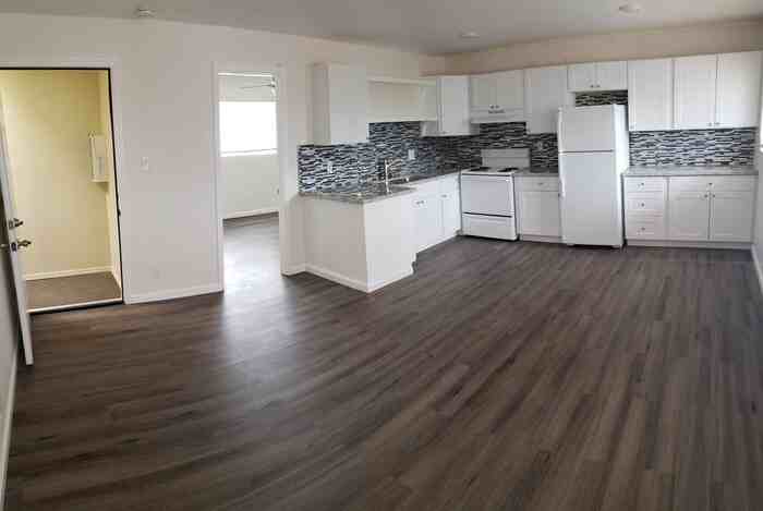 340 Cheney St #C - Photo 2 of 7